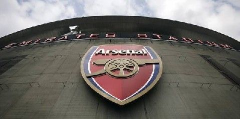 TA跟队：布莱顿19岁前锋齐马斯十字韧带撕裂，赛季报销（布莱顿19岁前锋齐马斯十字韧带撕裂，赛季提前结束）