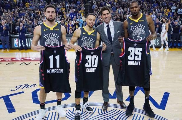 大连英博祝贺重庆铜梁龙冲超：祝愿贵俱乐部在中超再创佳绩（大连英博贺重庆铜梁龙冲超，预祝中超赛场再创佳绩）