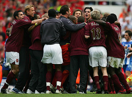 意甲战报：索尔斯比头球制胜，热那亚2-1力克维罗纳（意甲速报：索尔斯比头球破门，热那亚2-1击败维罗纳）