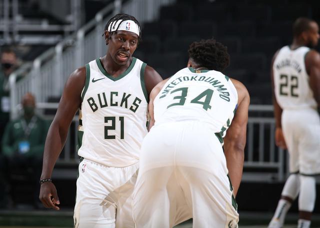 塔帅：我会联系温格但没那么频繁；每次听助威歌都起鸡皮疙瘩（塔帅：与温格偶有联络；每逢助威歌响起都起鸡皮疙瘩）