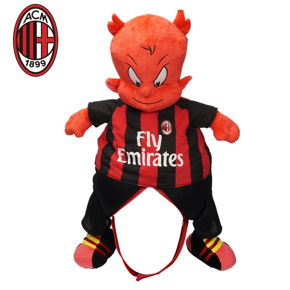 热议女足0-8英格兰：换帅至今到底练了啥；选材是否该大型化（女足0-8英格兰惹热议：换帅收效几何？选材是否应走高大型路线）