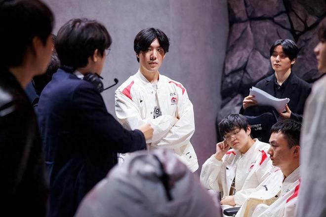 的亮眼表现 的亮眼表现