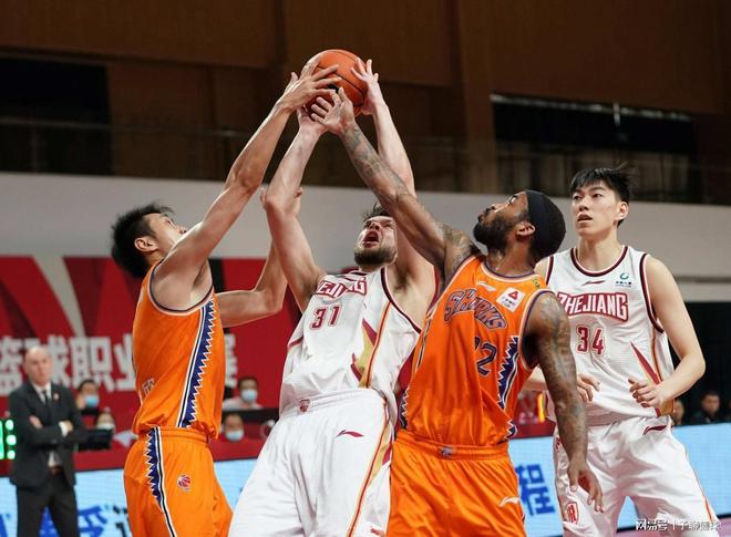 和犀利的反 和犀利的反